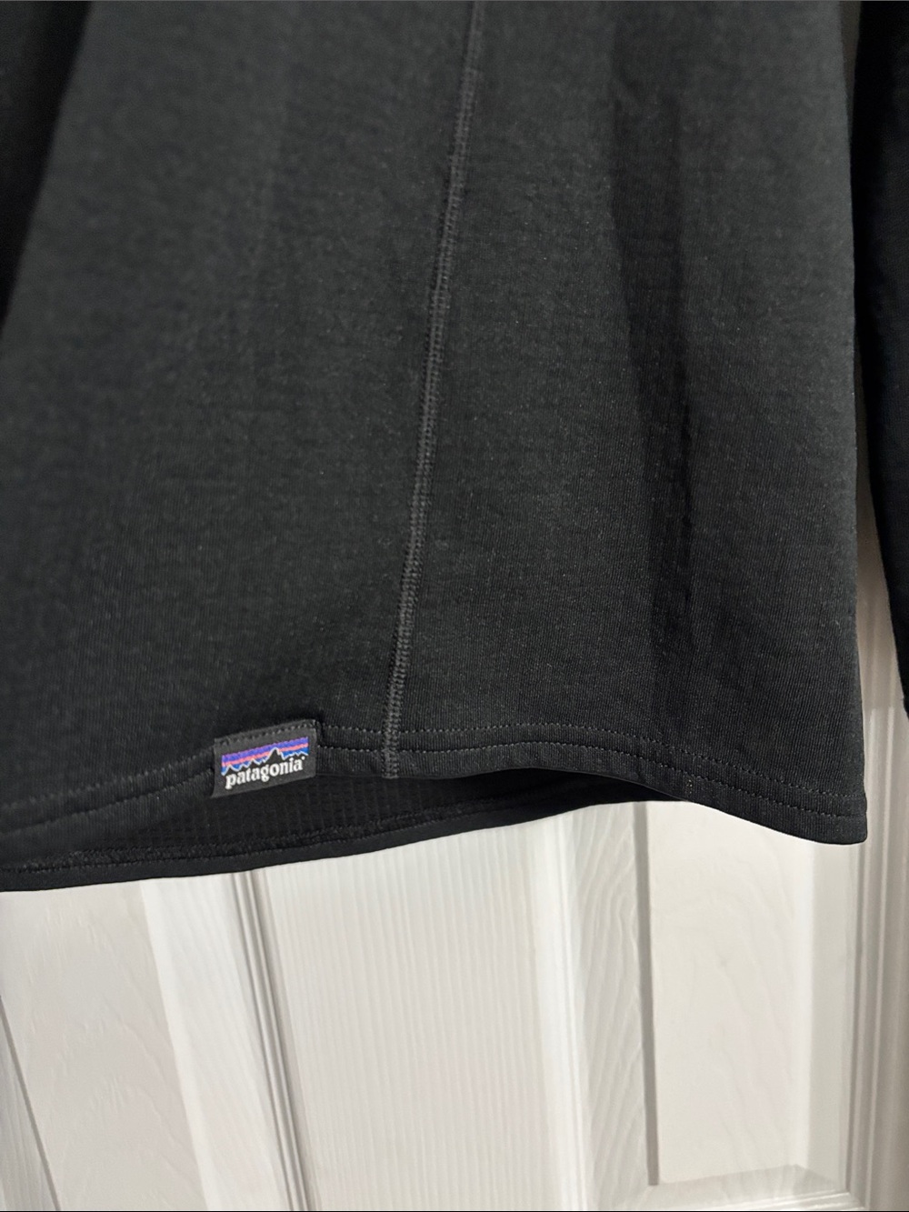 Patagonia Midweight Capilene Baselayer Fitted Long Sleeve Black Thermal Medium - Picture 2 of 6